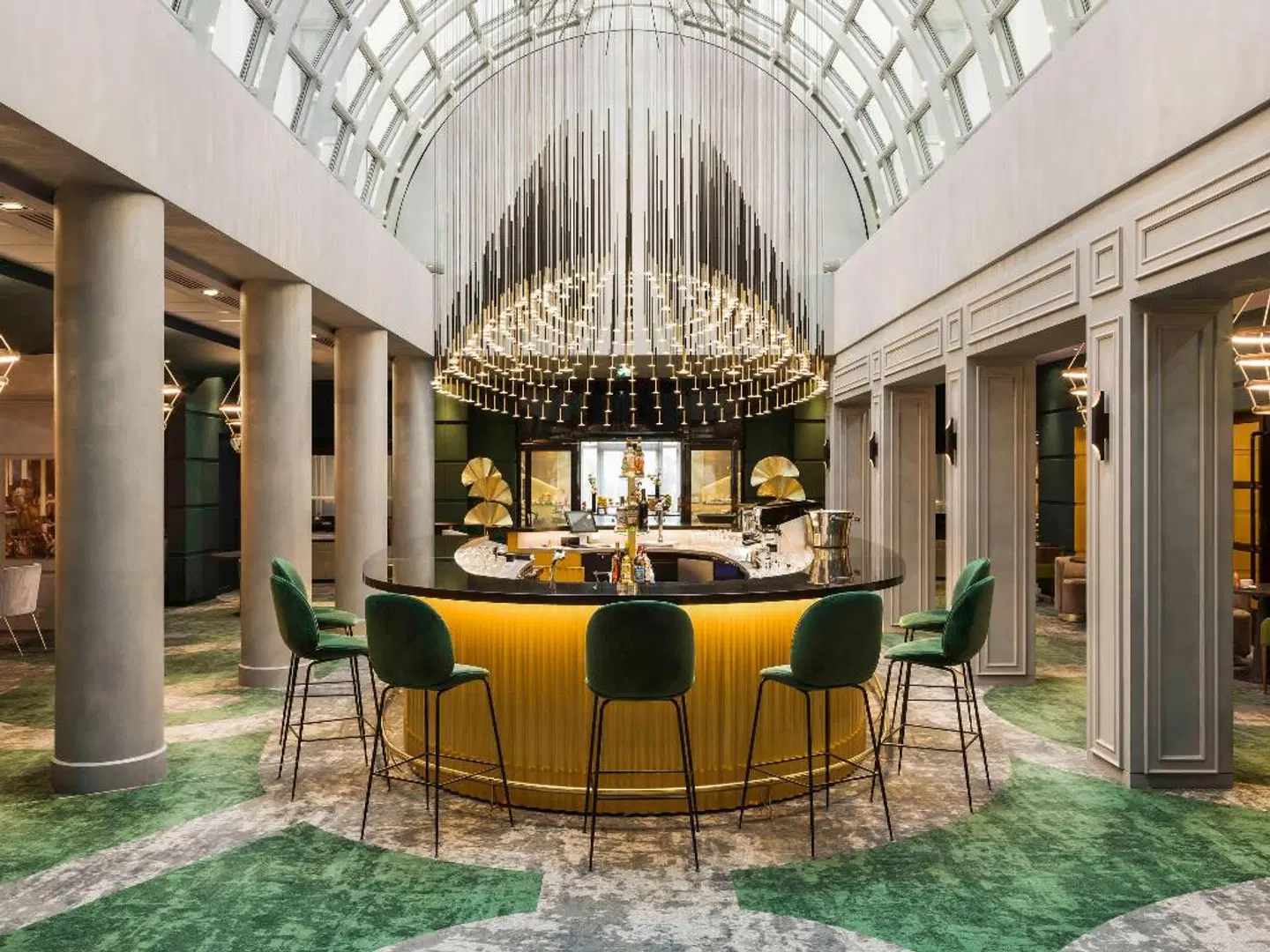 Le Louis Versailles Château Hotel - MGallery Bar