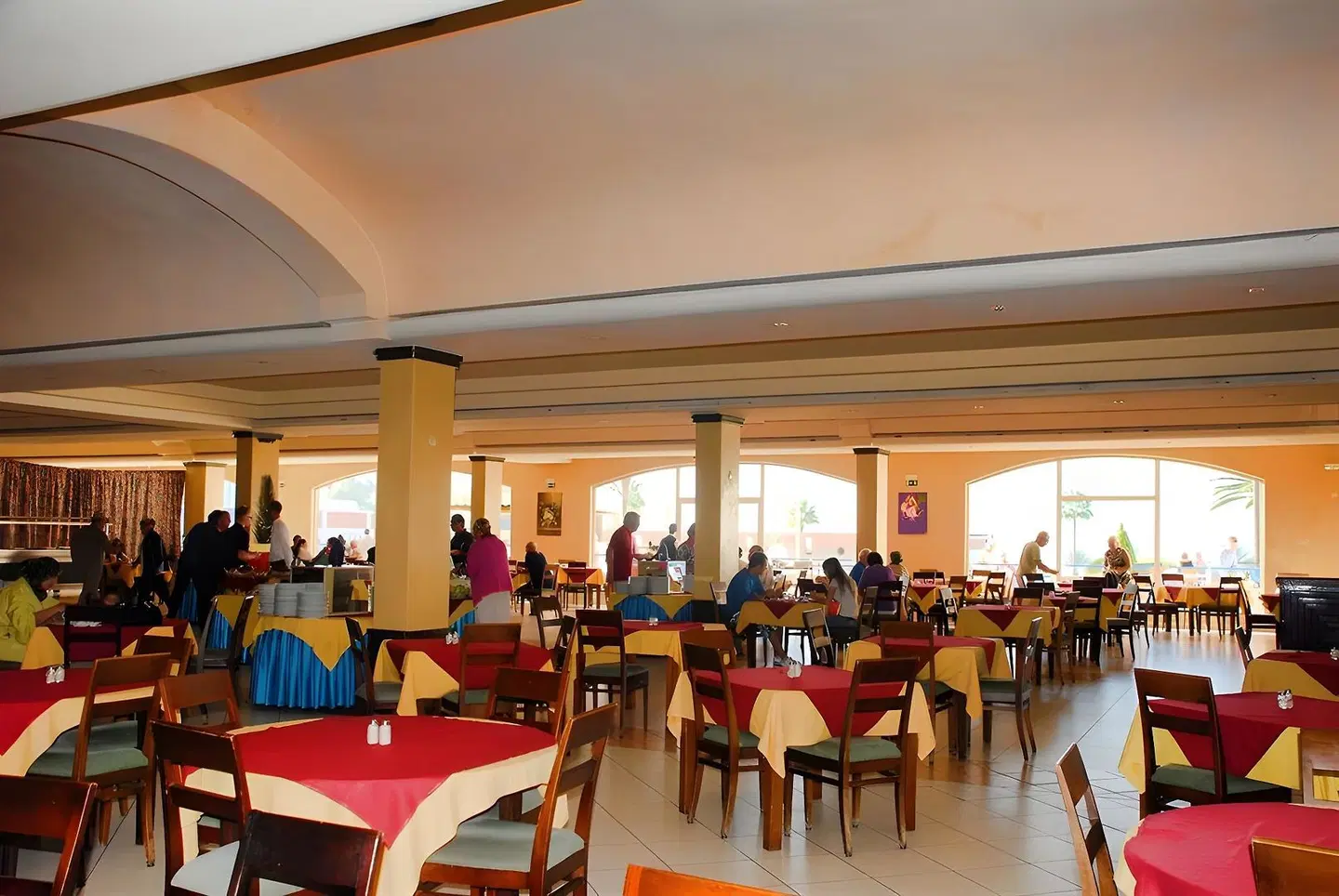 Club Al Moggar Garden Beach Restaurant