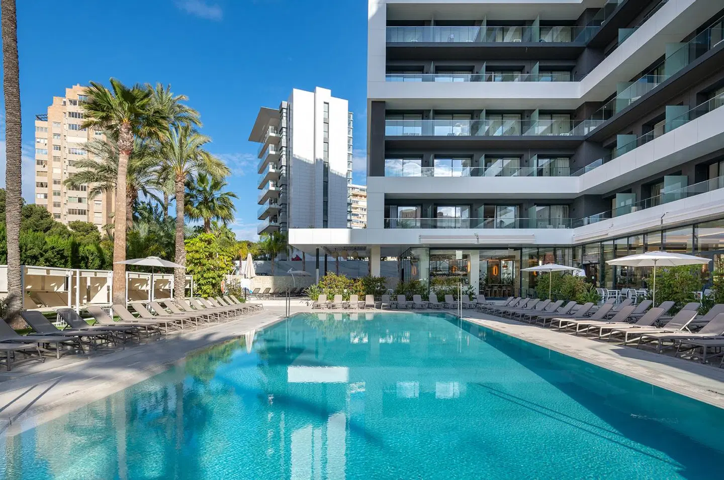 Hotel Port Alicante OUTDOOR_POOL