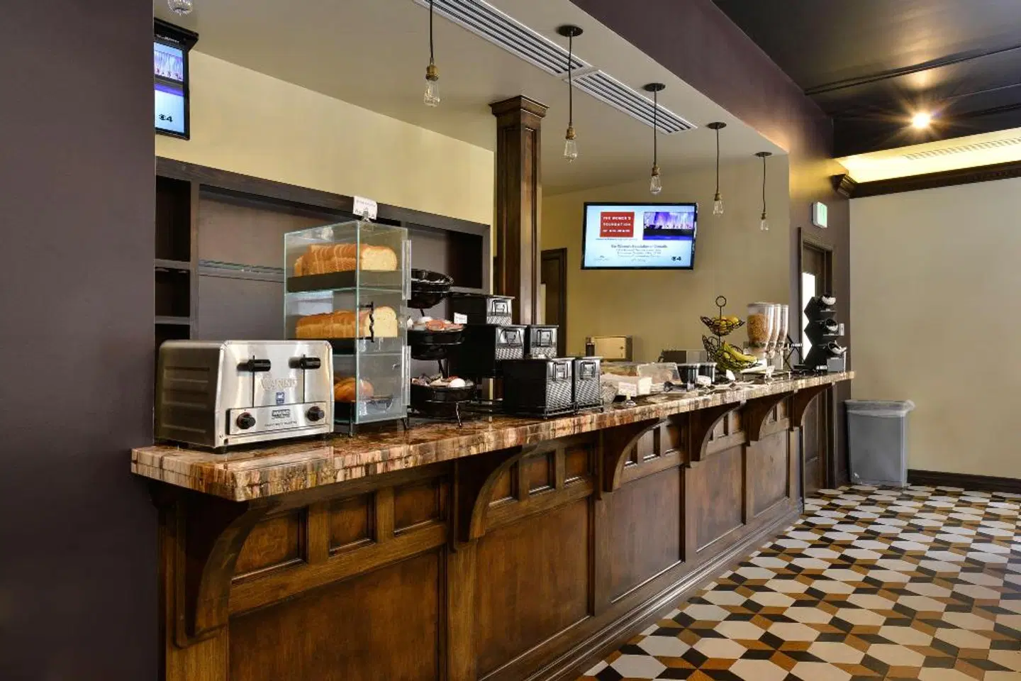 Best Western Denver Southwest Bar