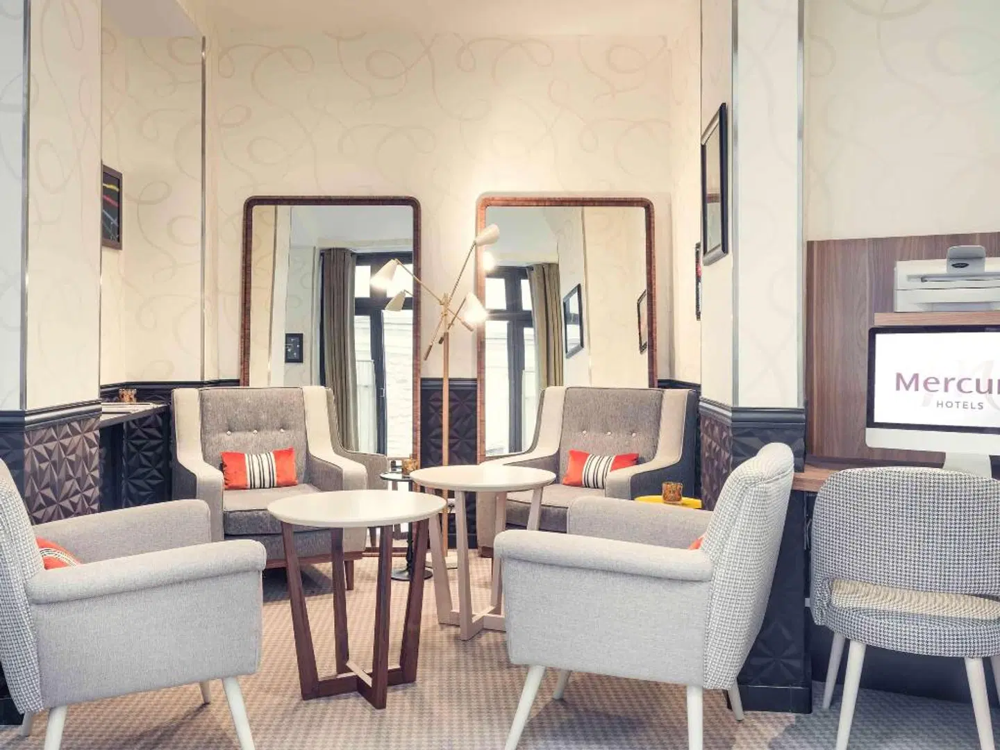 Mercure Paris Opera Grands Boulevards Hotel ROOM_EXAMPLE