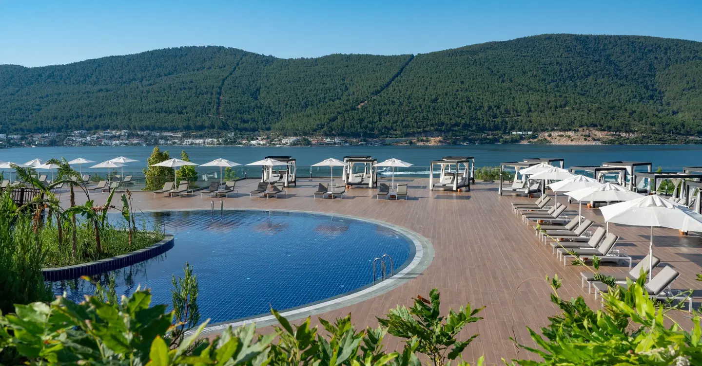Titanic Luxury Collection Bodrum OUTDOOR_POOL