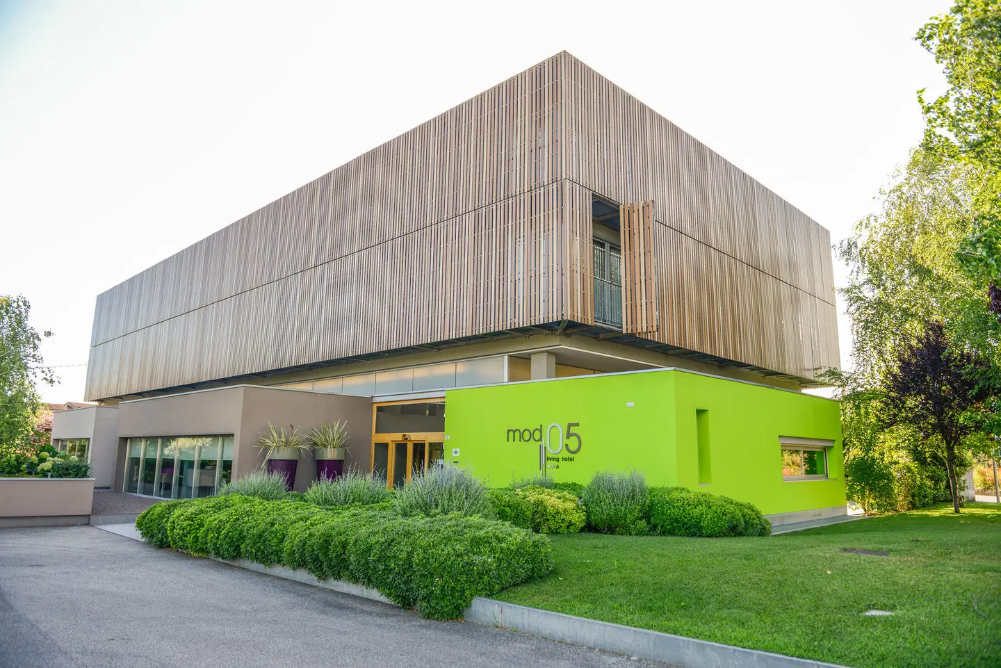 Mod 05 Living Hotel EXTERIOR