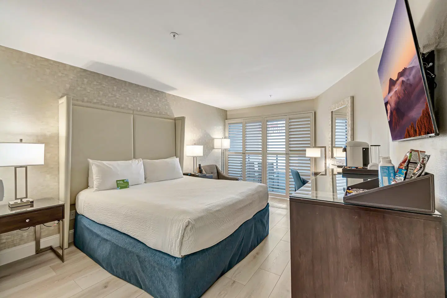 Ocean View Hotel ROOM_EXAMPLE