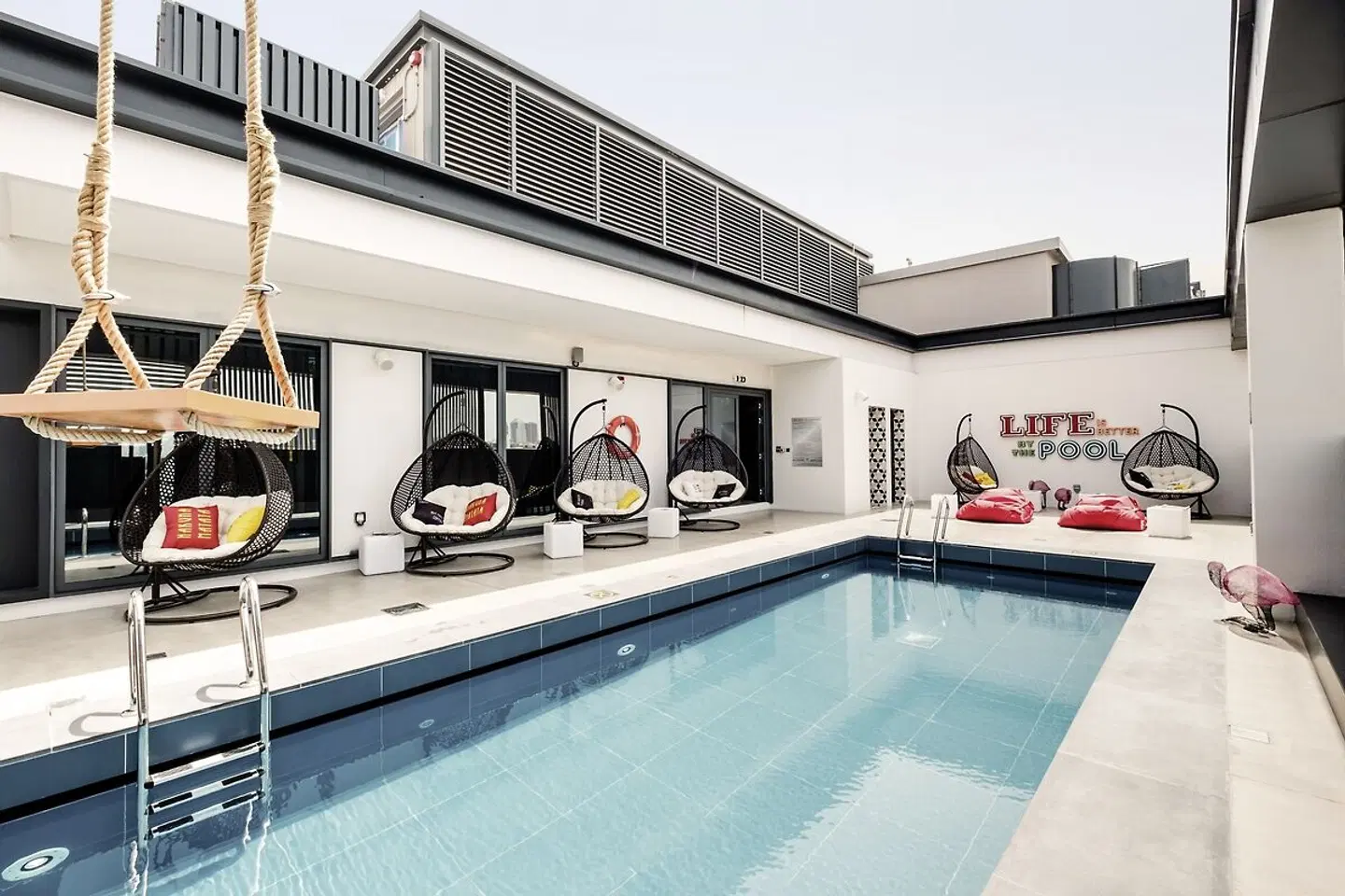 Hampton By Hilton Dubai Al Seef OUTDOOR_POOL