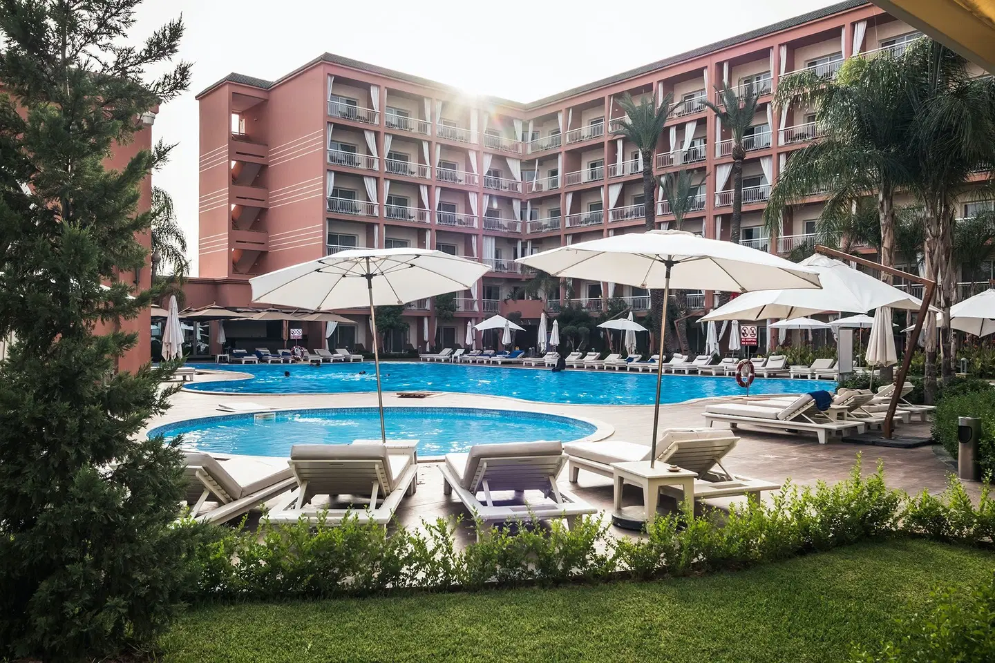 Savoy Le Grand Hotel OUTDOOR_POOL