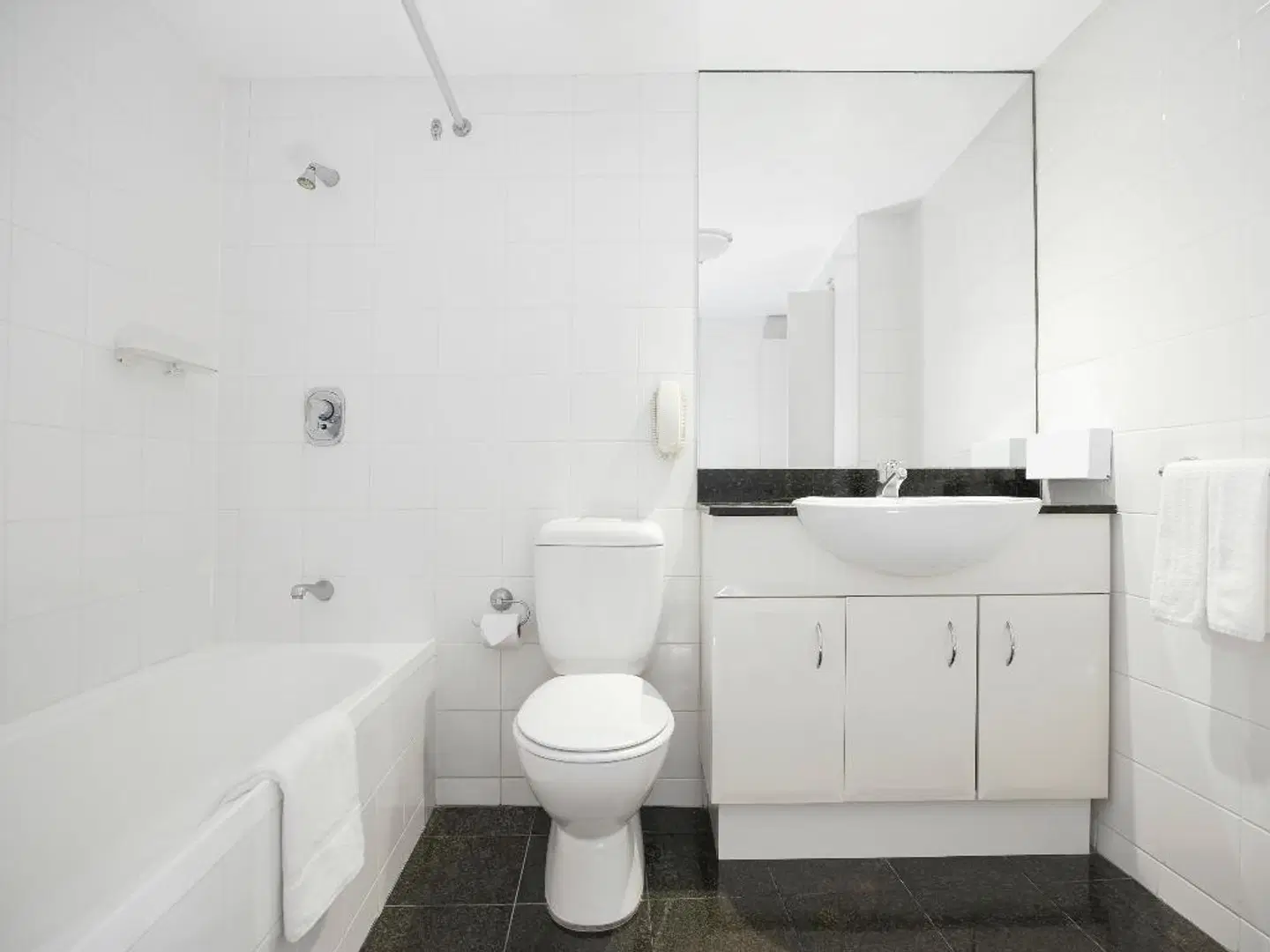 Mantra Parramatta Badezimmer