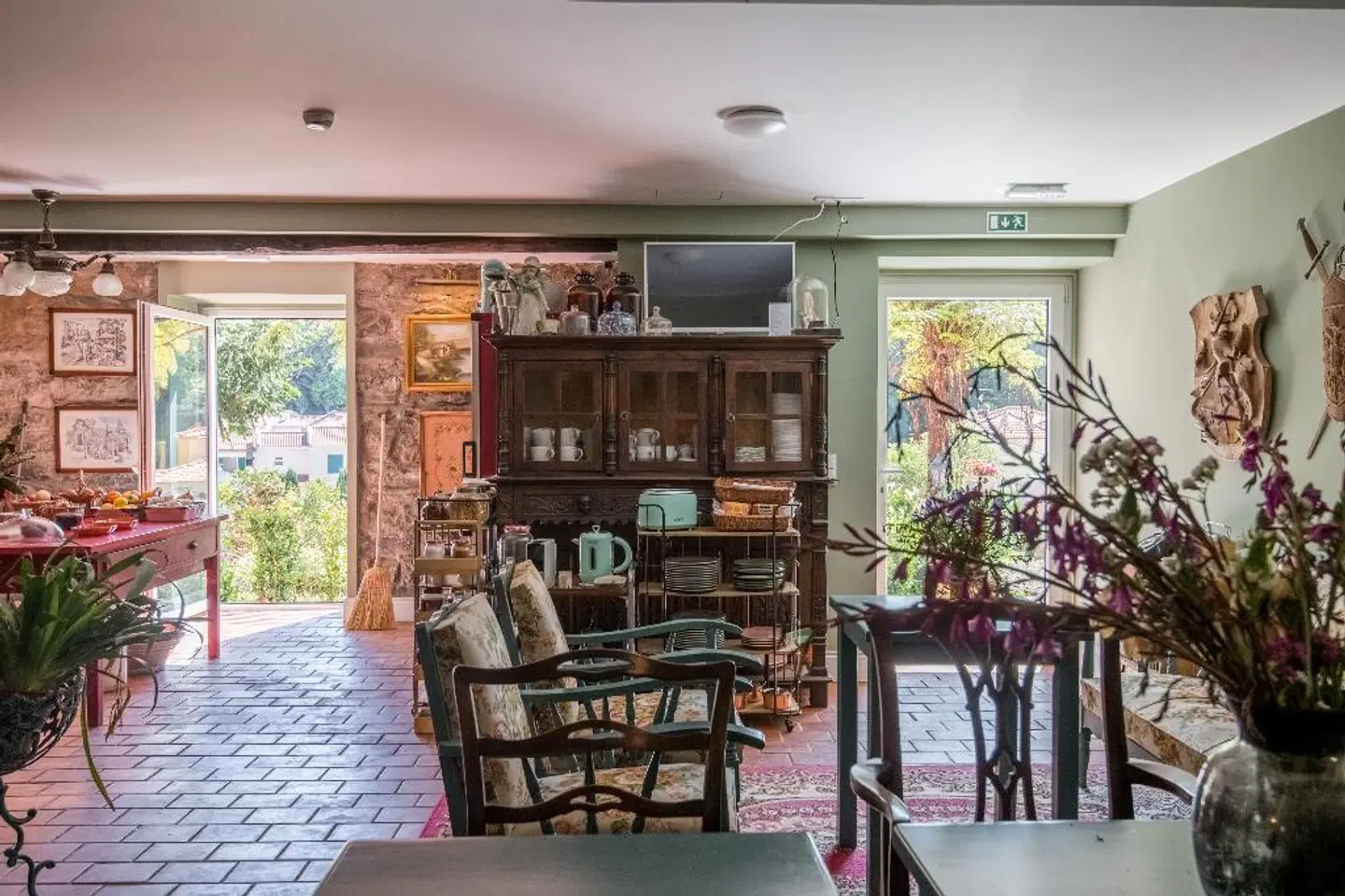 Villa Camelia Boutique House Bar