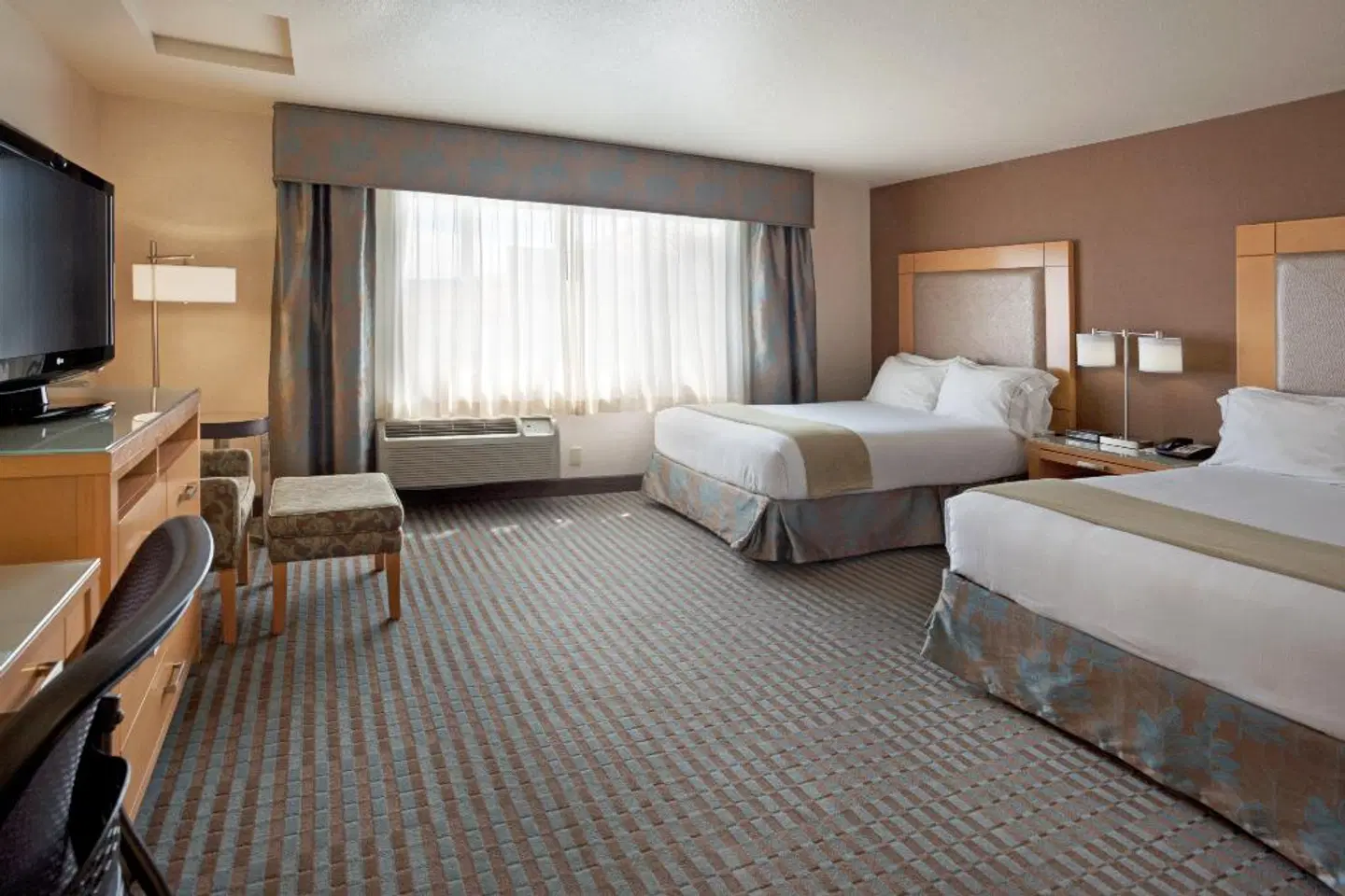 Holiday Inn Express Monterey-Cannery Row ROOM_EXAMPLE