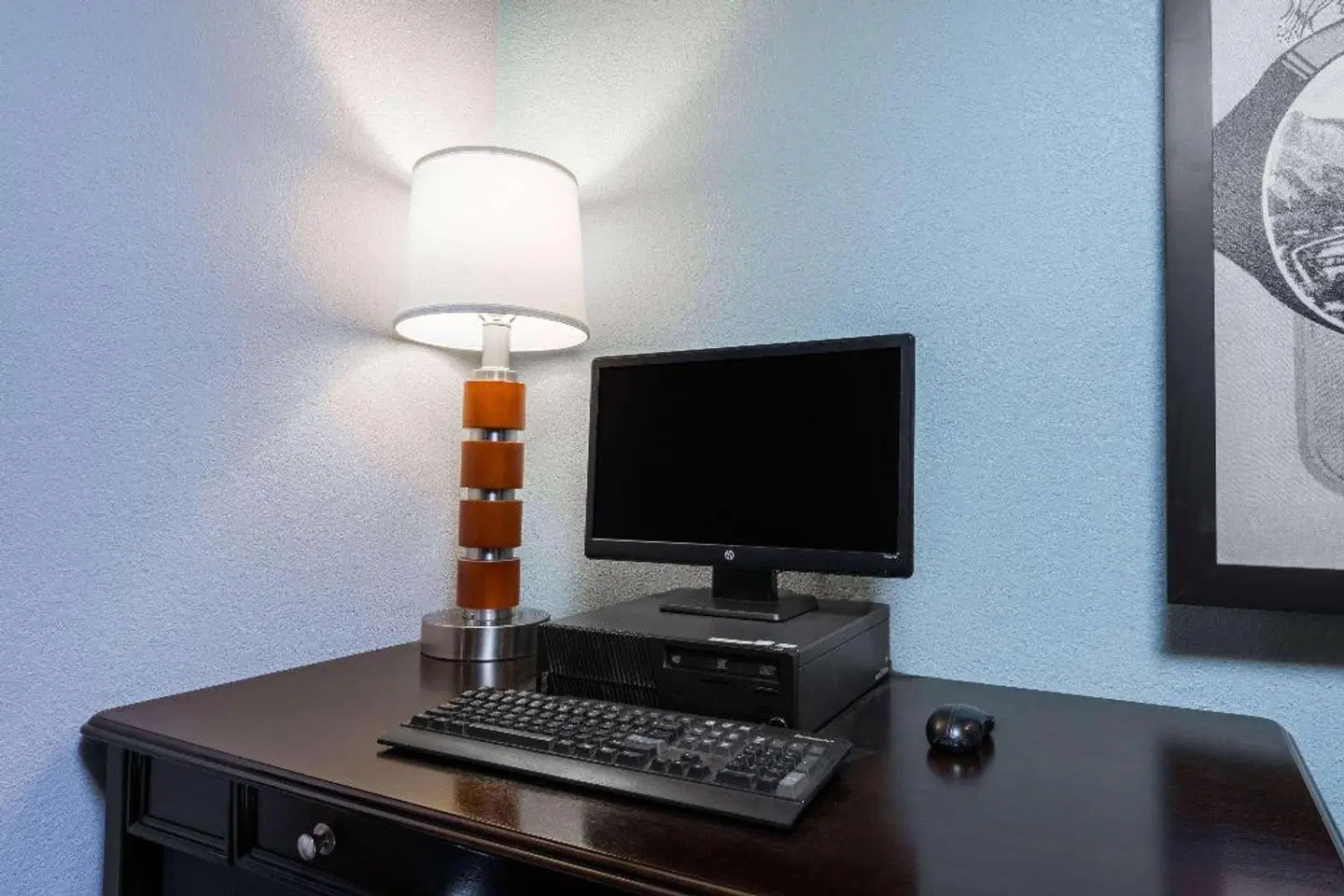 Super 8 by Wyndham Henderson North East Denver LOUNGE_LOBBY