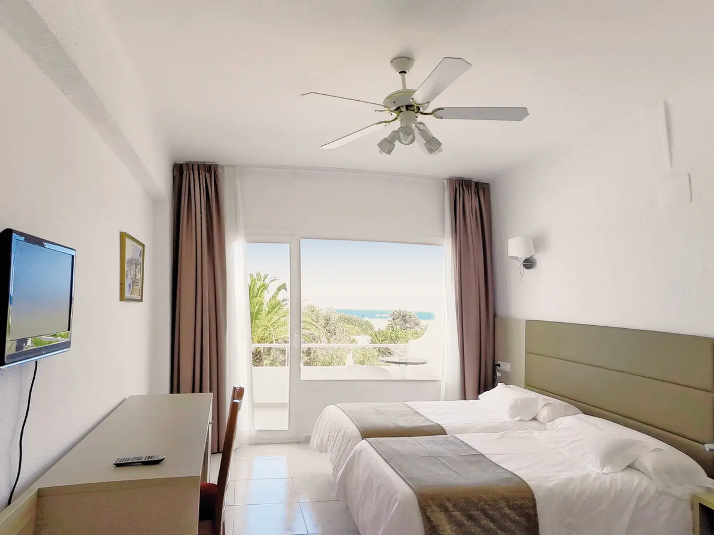 Lago Playa Resort ROOM_EXAMPLE