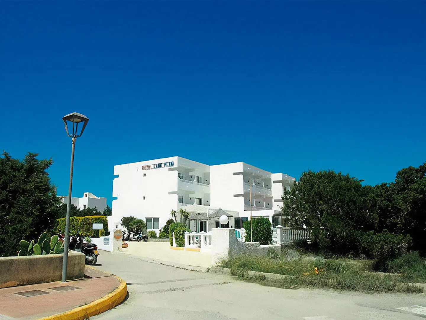 Lago Playa Resort EXTERIOR