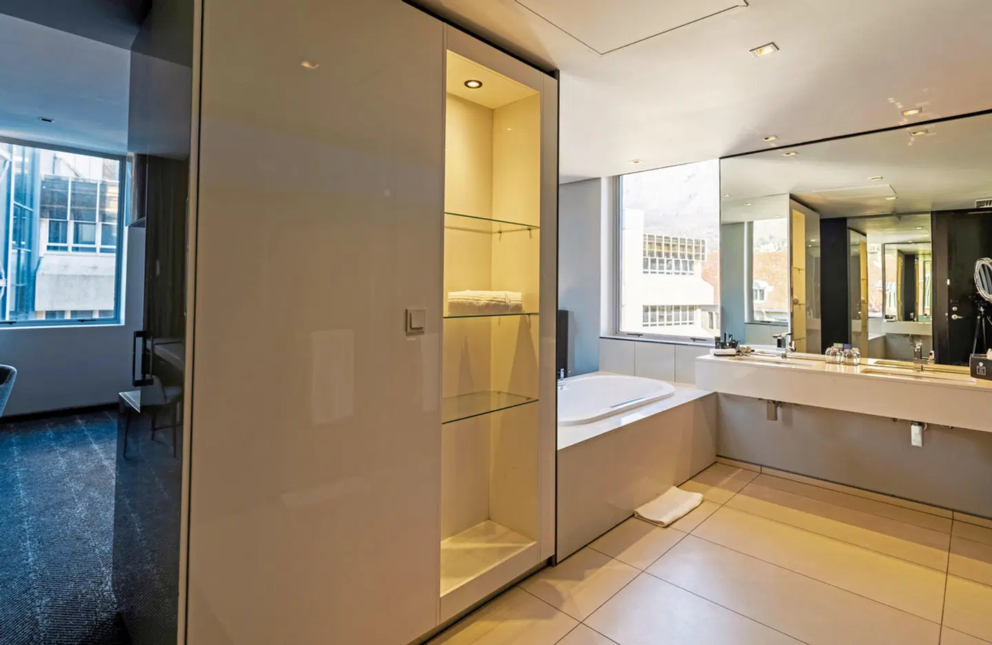 The Capital 15 On Orange Hotel & Spa Badezimmer