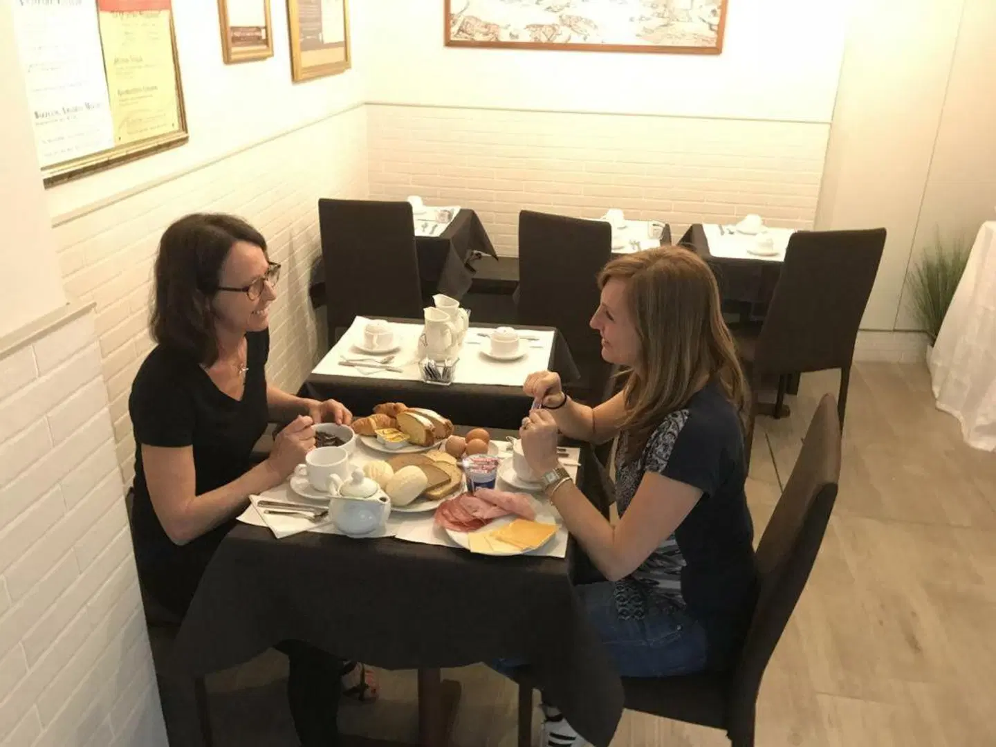 Bridge Hotel Restaurant