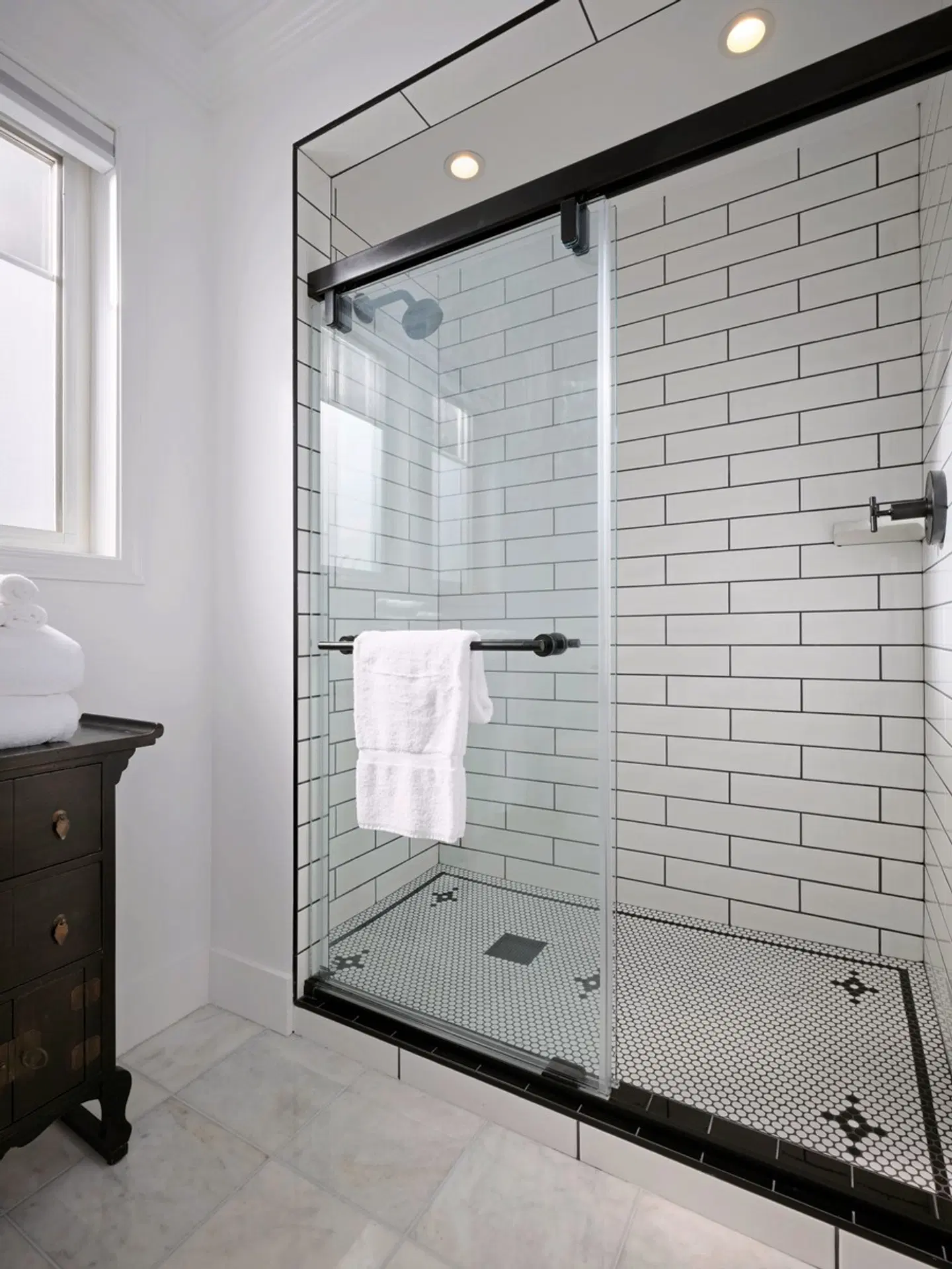 The Historic Wailuku Inn Badezimmer