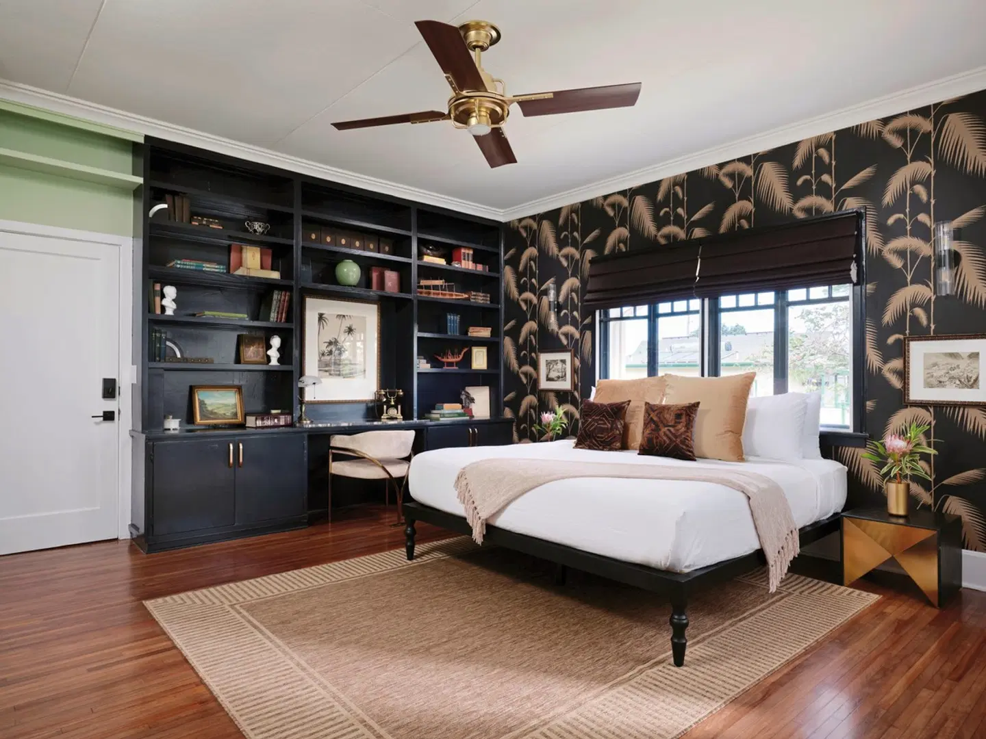 The Historic Wailuku Inn ROOM_EXAMPLE