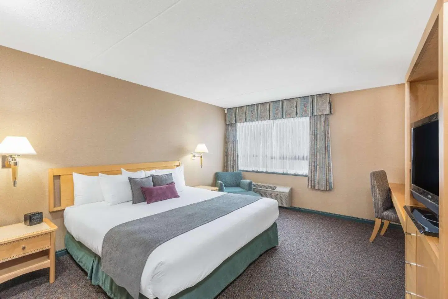 Ramada Hotel Prince George ROOM_EXAMPLE
