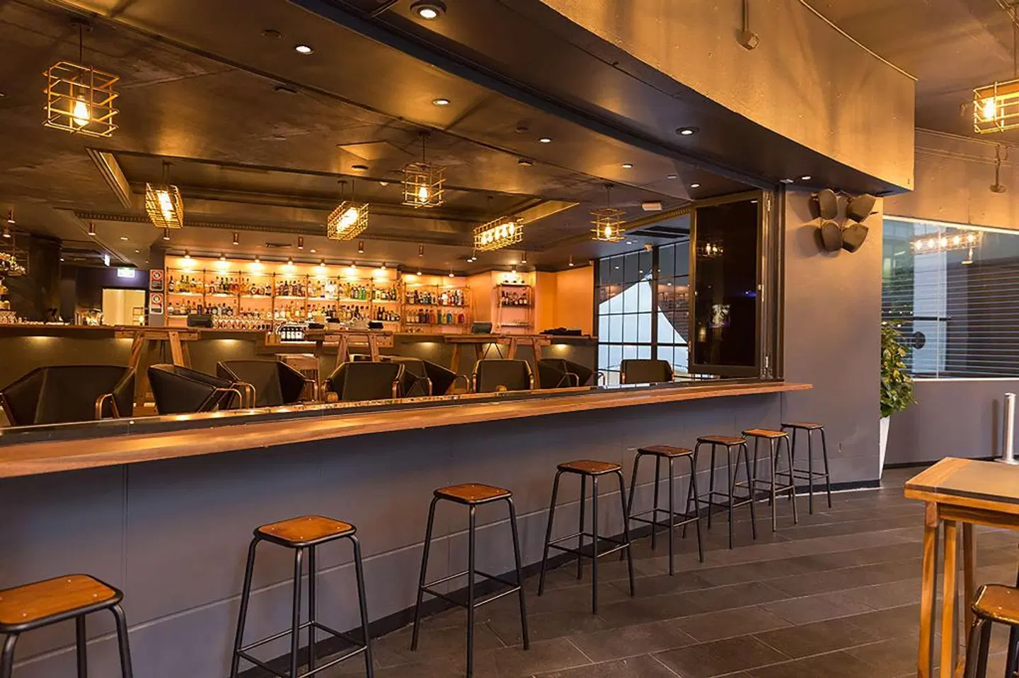 Rydges World Square Bar