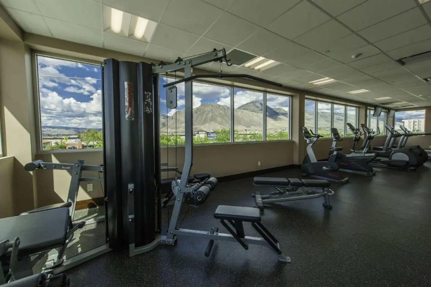 Delta Hotels by Marriott Kamloops SPORTS_AND_LEISURE