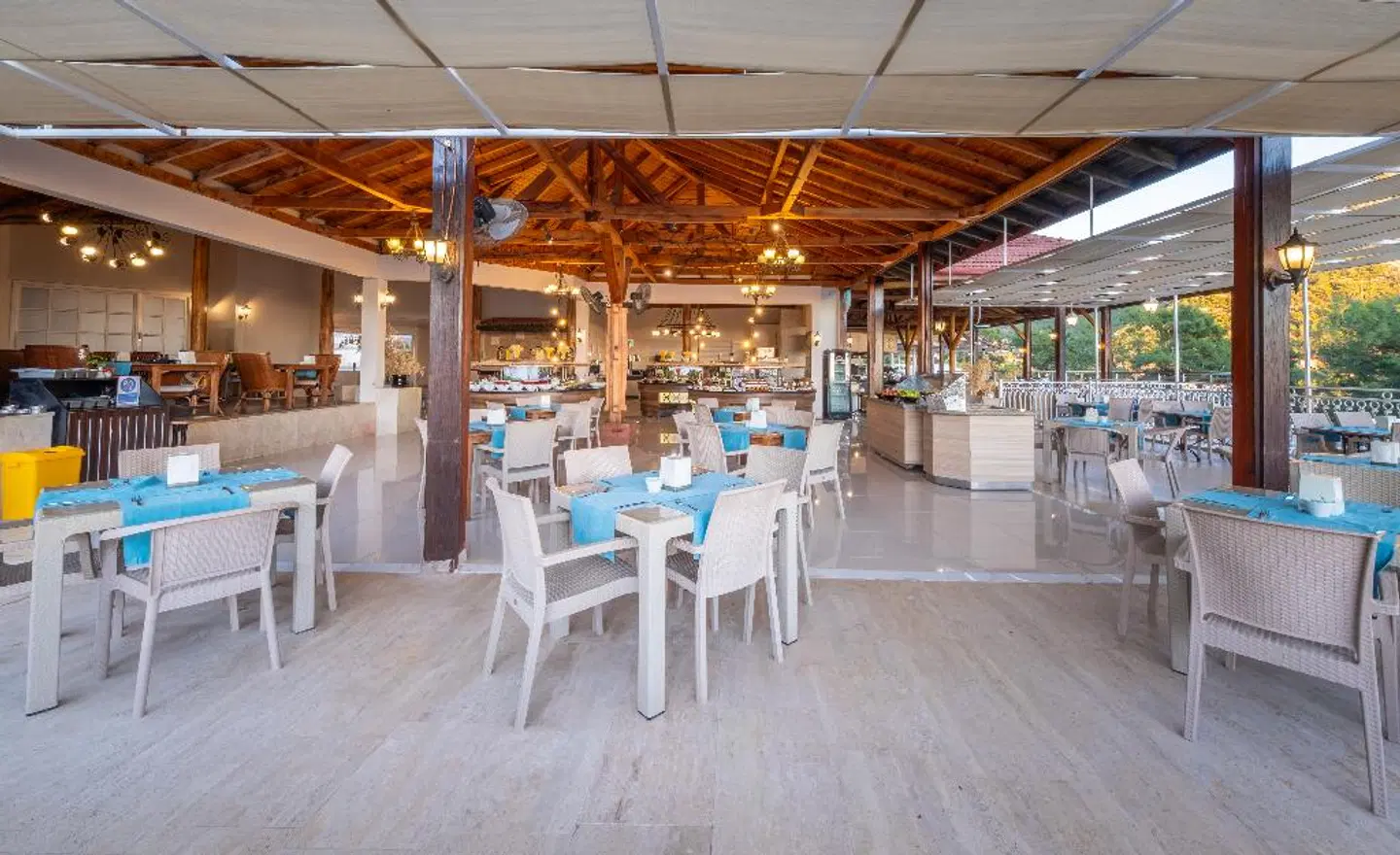 Nicholas Park Hotel Restaurant