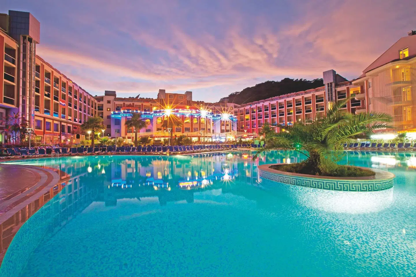 Green Nature Resort & Spa OUTDOOR_POOL