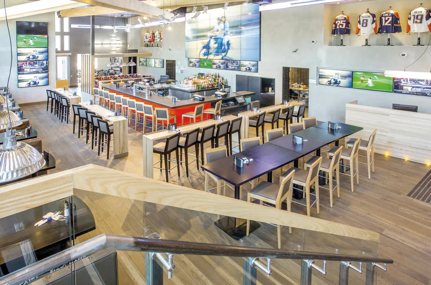 Sandman Signature Kamloops Bar