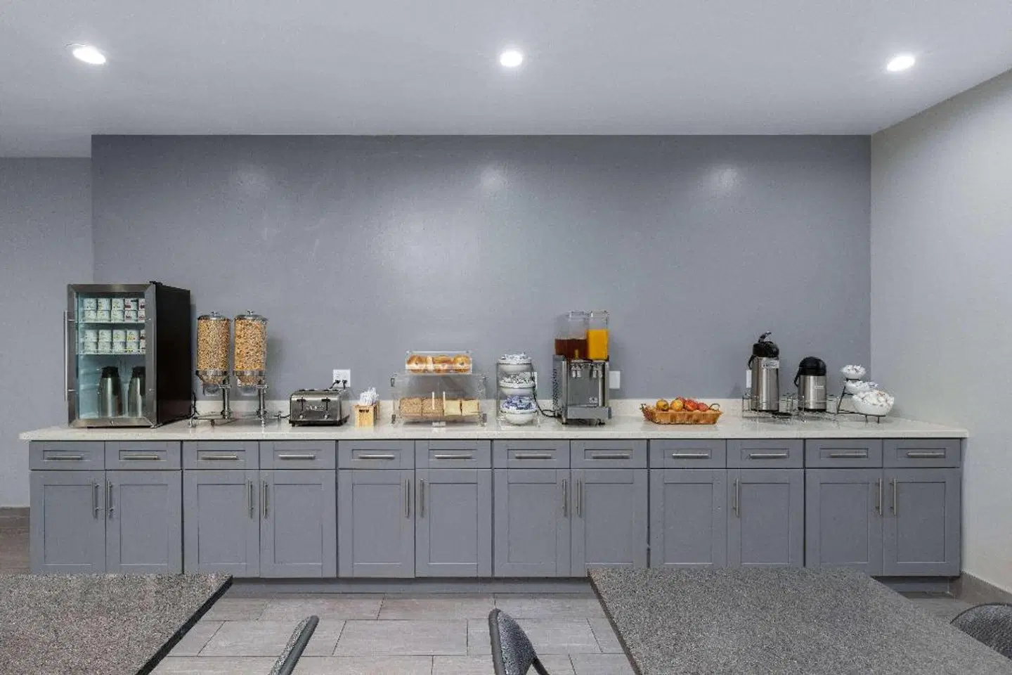 Super 8 by Wyndham San Francisco/Union Square Area LOUNGE_LOBBY