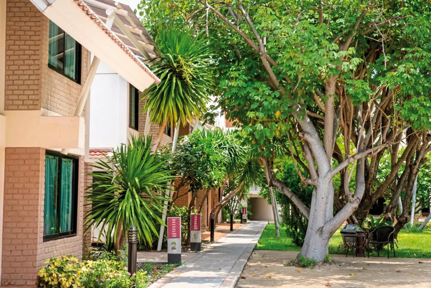 Hotel Tropicana Pattaya Garten