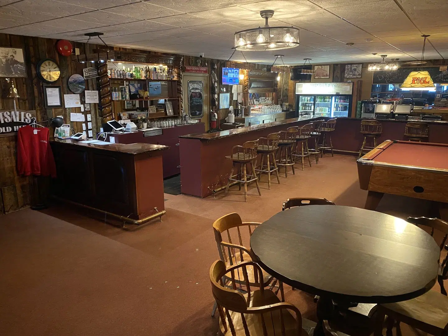 Atlin Mountain Inn Bar