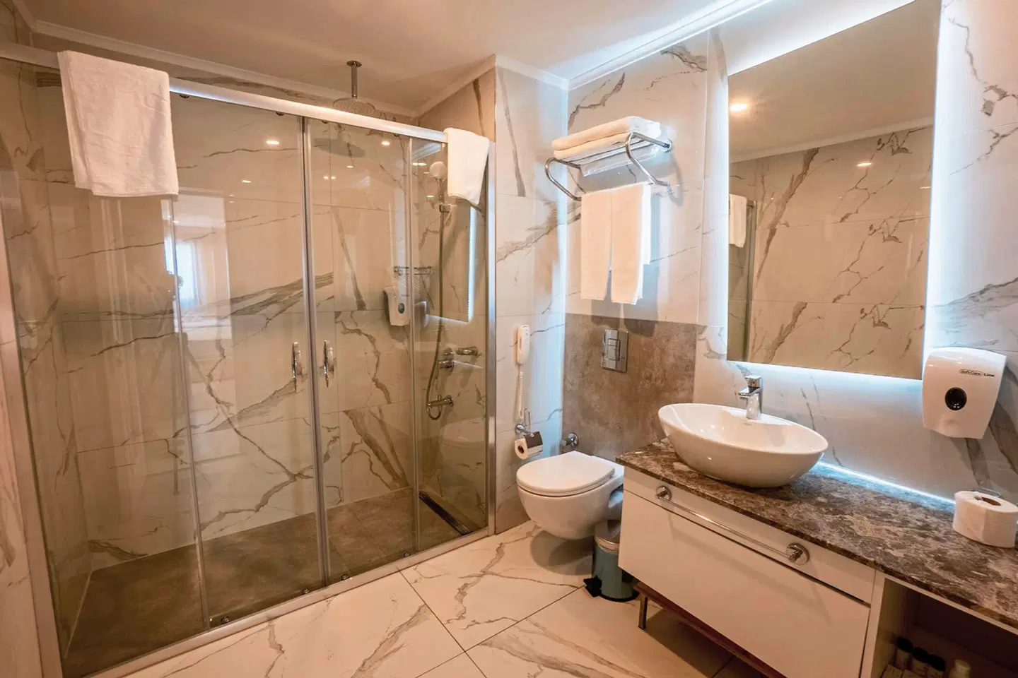 Long Beach Club Nature Badezimmer