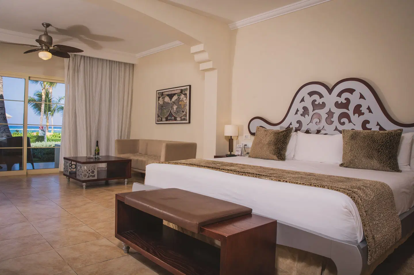 Hotel Majestic Colonial Punta Cana ROOM_EXAMPLE