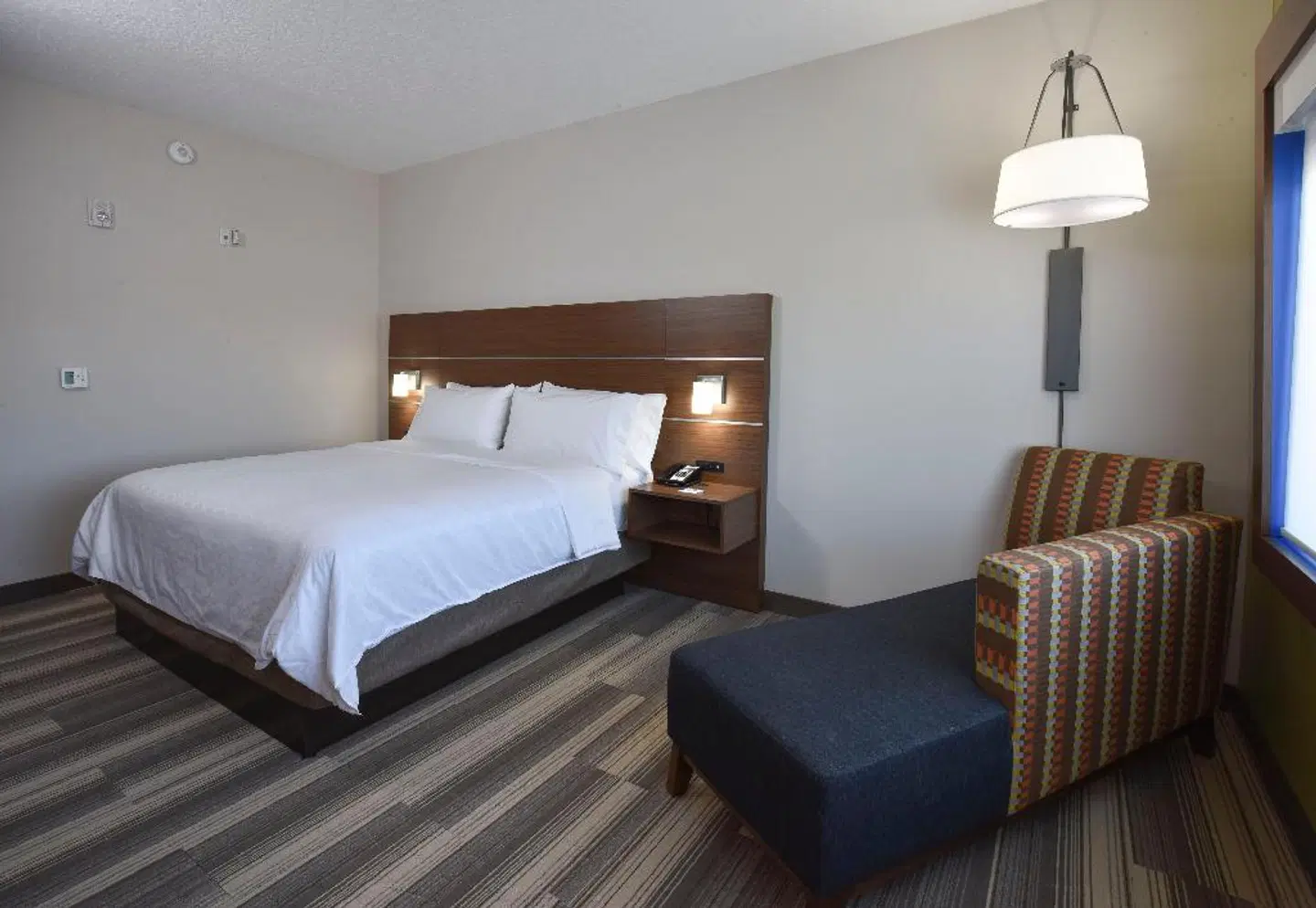 Holiday Inn Express & Suites Orlando - Lake Nona Area ROOM_EXAMPLE