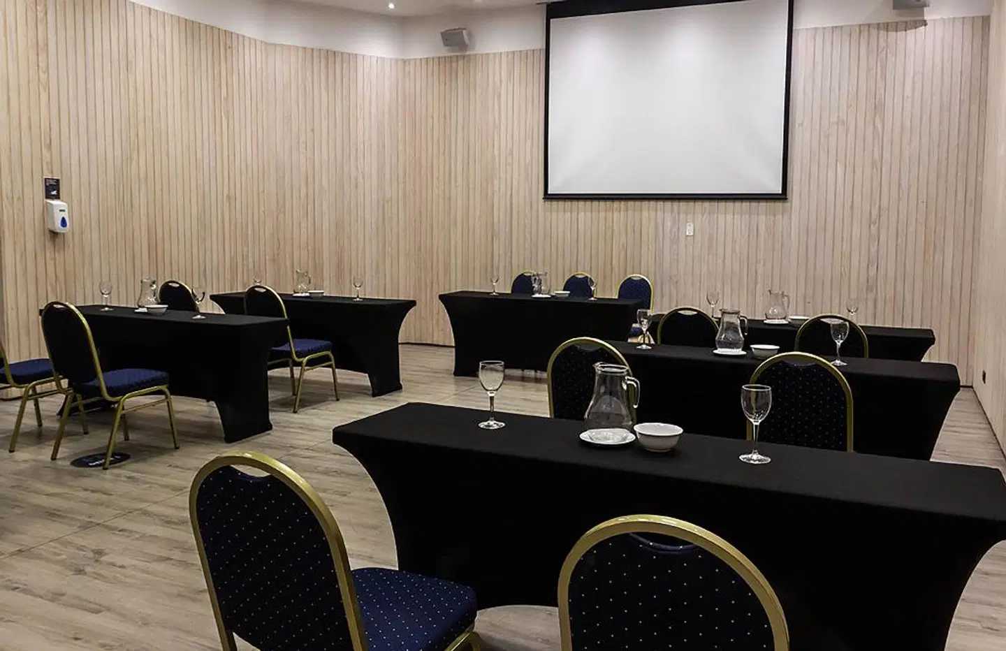 HOTEL NOVAPARK Konferenz