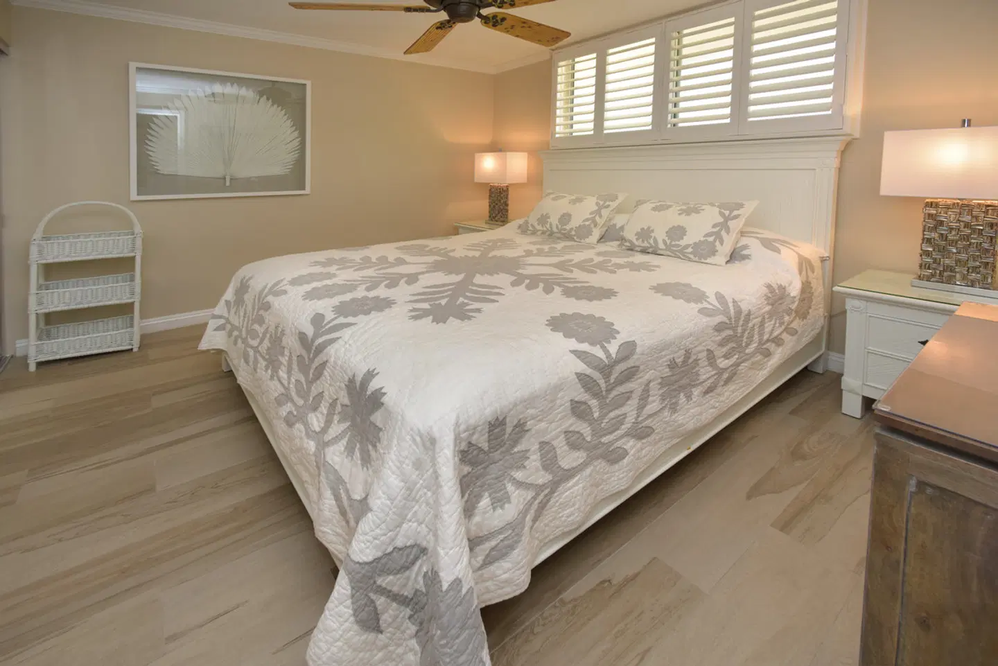 The Hale Pau Hana ROOM_EXAMPLE