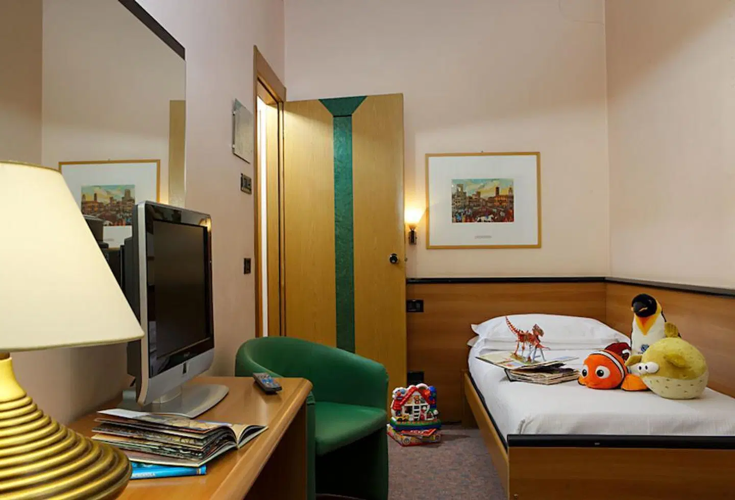 Carlton HEALTH_BEAUTY