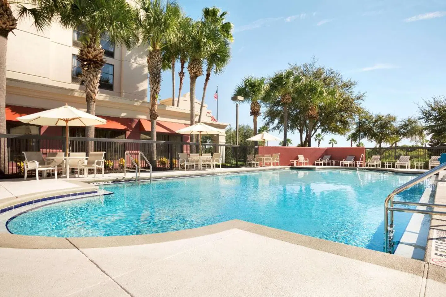 Hampton Inn Orlando International Drive/Convention Center OUTDOOR_POOL