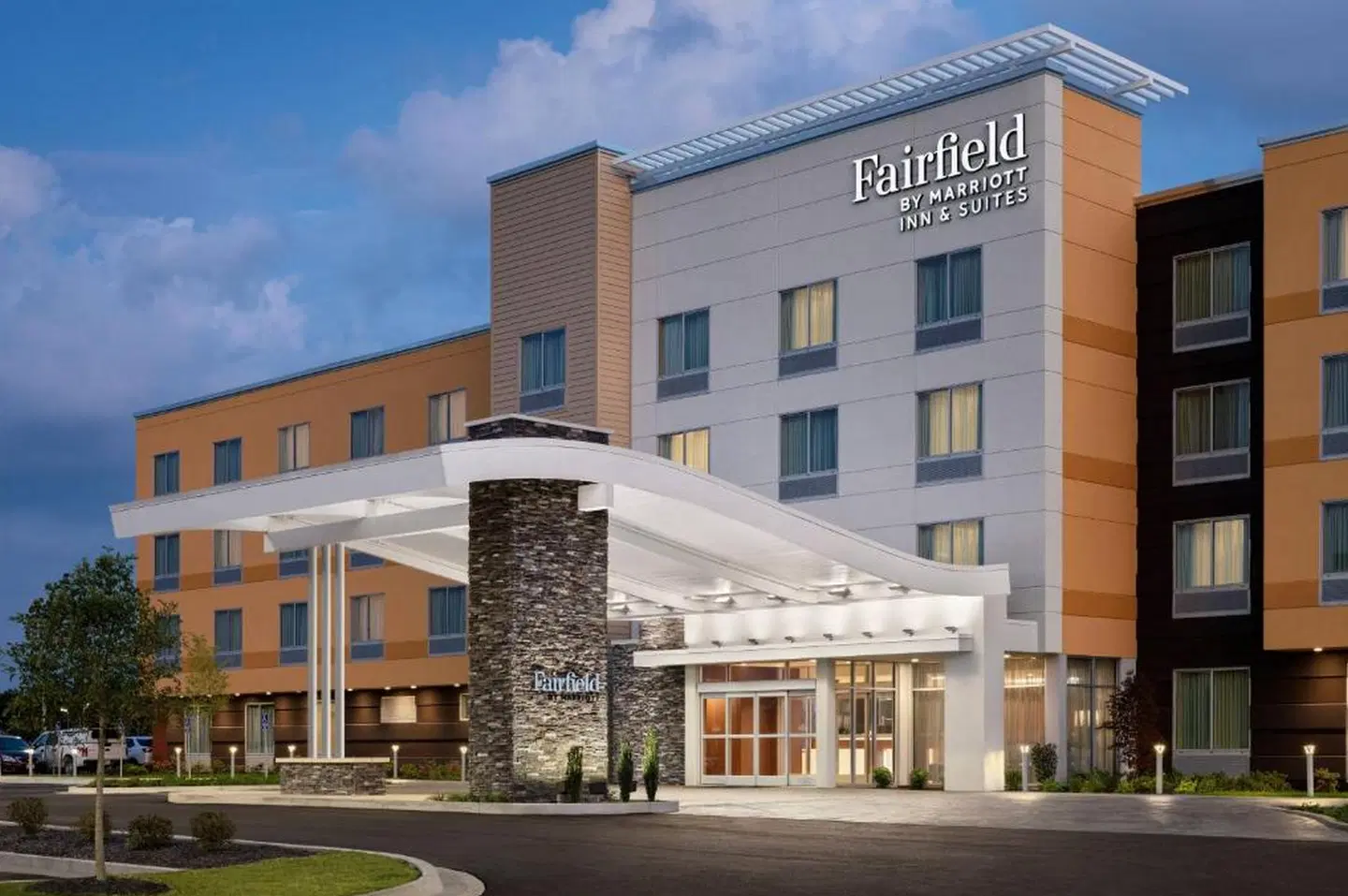 Fairfield Inn & Suites by Marriott Orlando at Millenia EXTERIOR