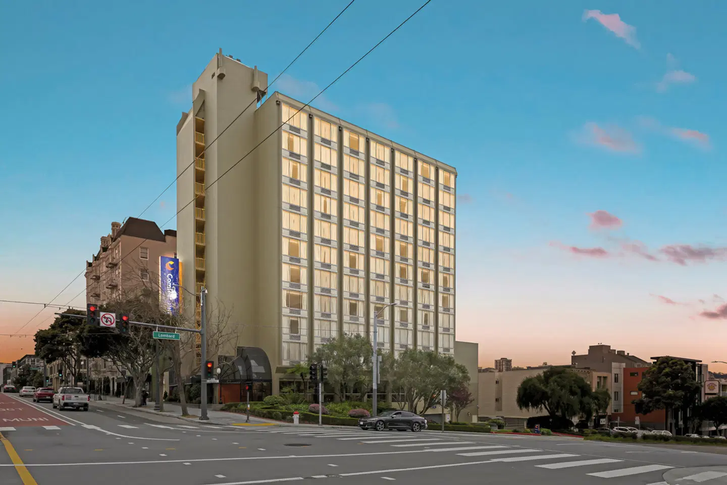 Comfort Inn by the Bay EXTERIOR