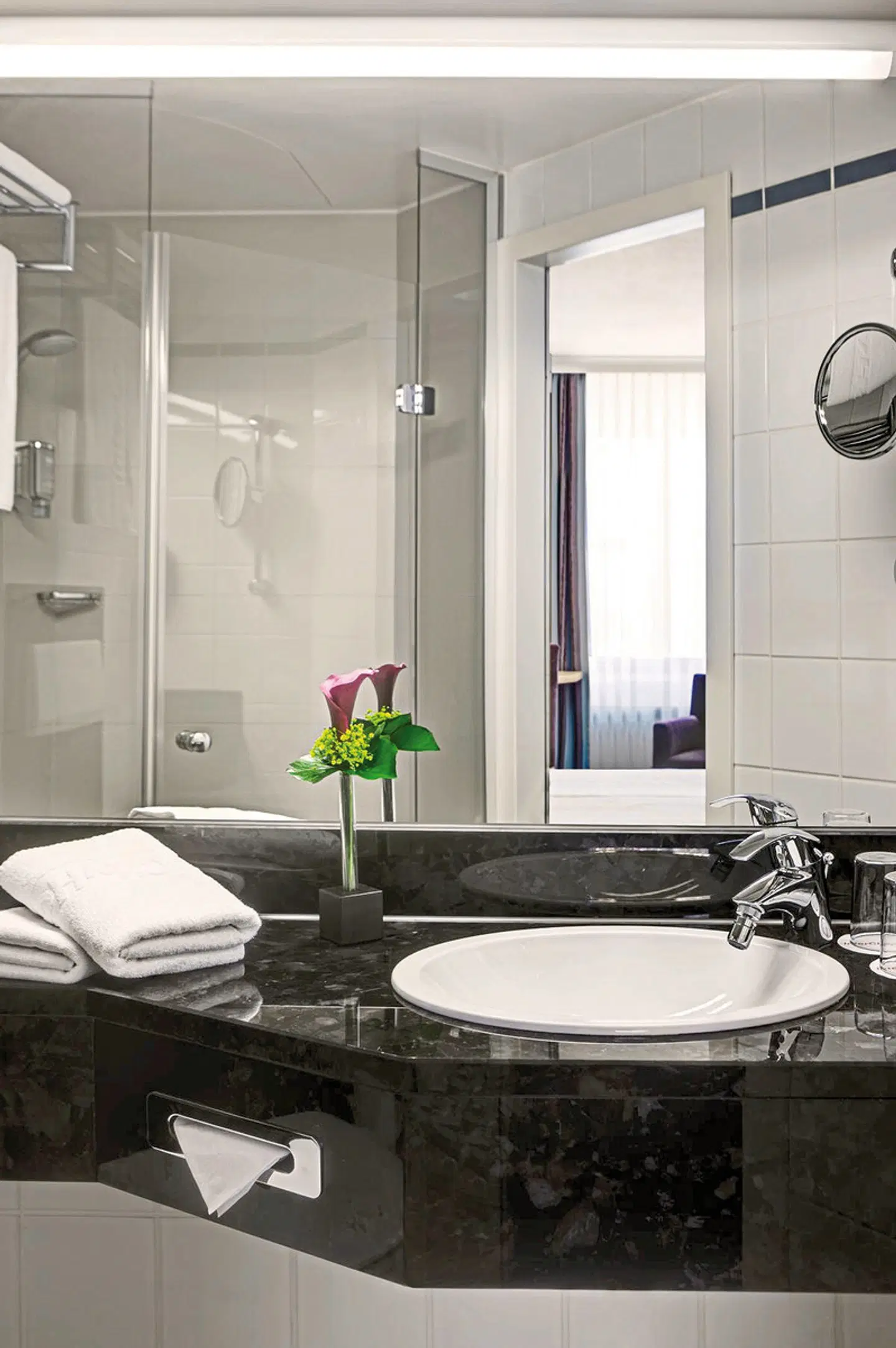 IntercityHotel Nürnberg Badezimmer