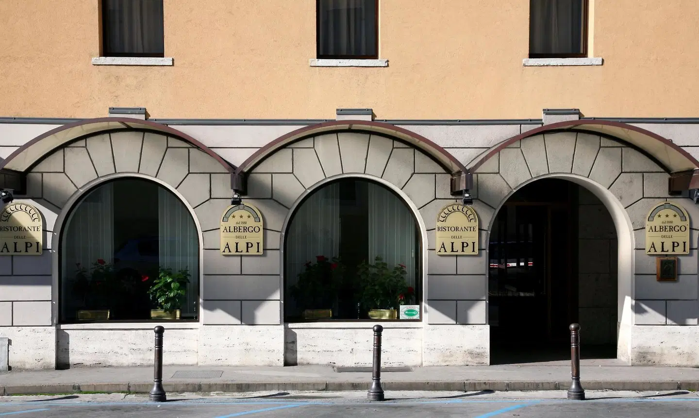 Albergo Delle Alpi EXTERIOR