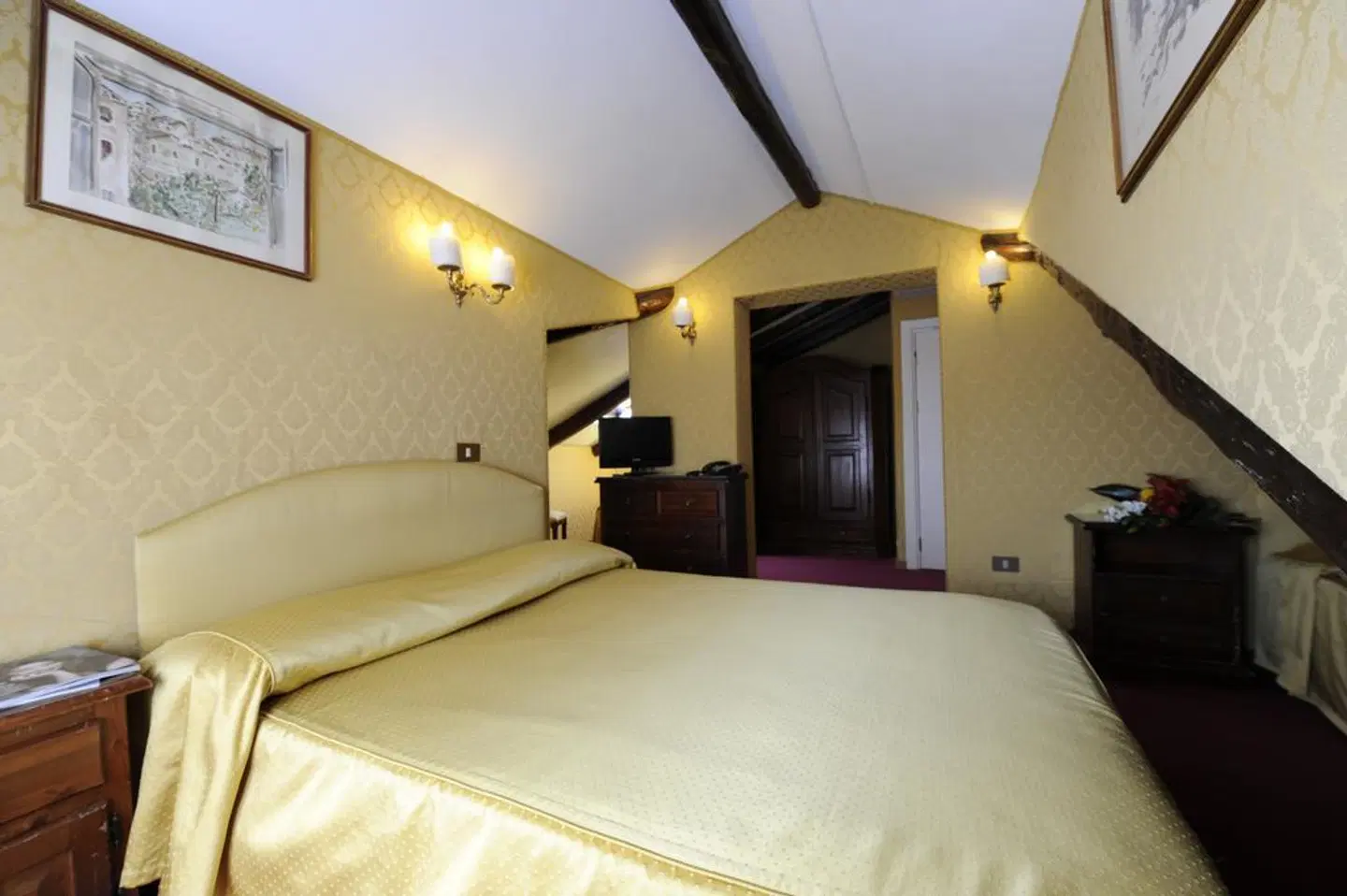 Villa Rosa ROOM_EXAMPLE