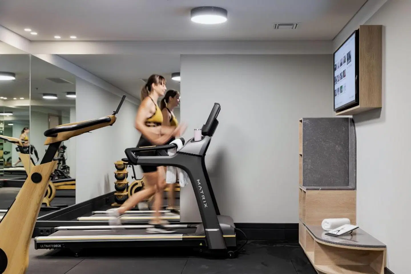 THIRTYNINE SPORTS_AND_LEISURE