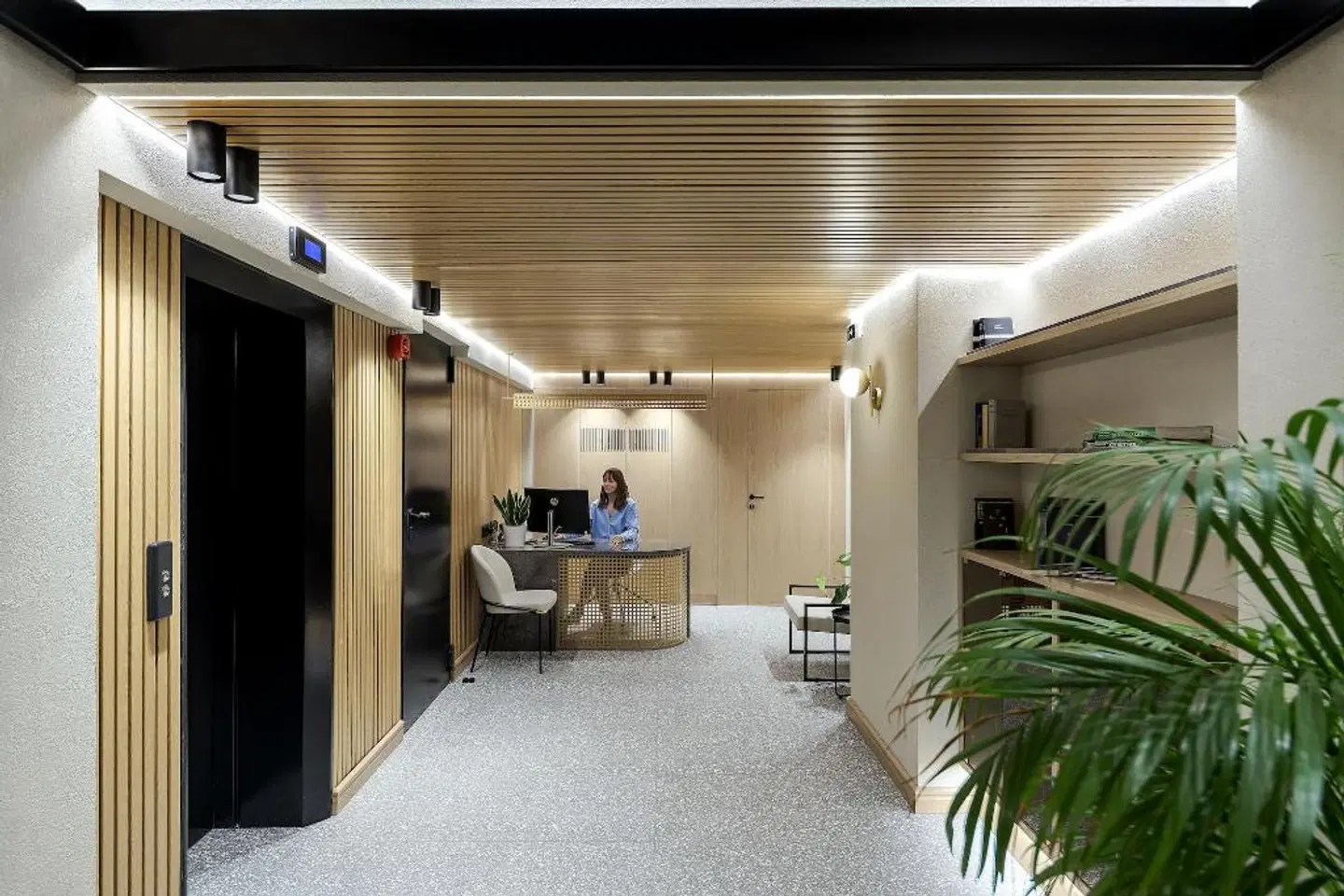 THIRTYNINE LOUNGE_LOBBY