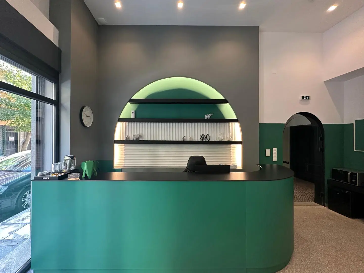 Urban Elephant Suites Hallenbad