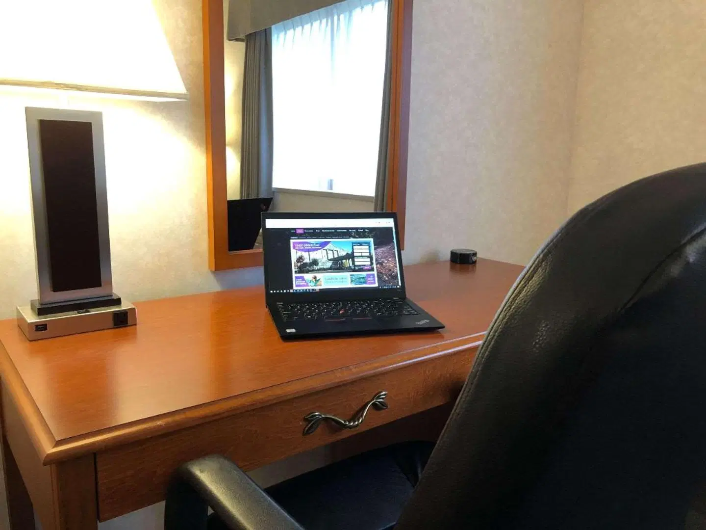 Coast Abbotsford Hotel & Suites ROOM_EXAMPLE