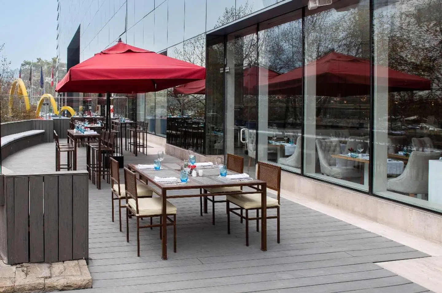 NH Collection Plaza Santiago Terrasse