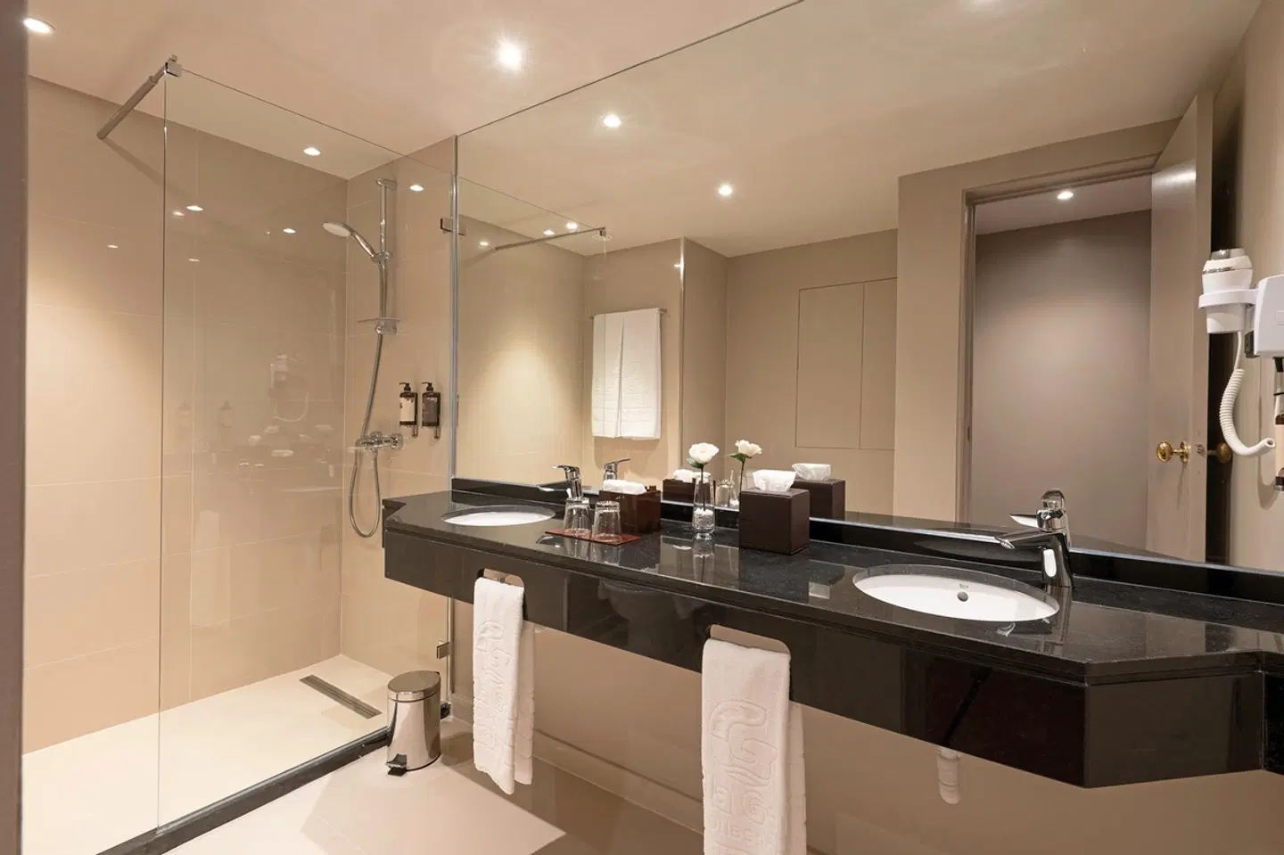 Vila Galé Collection Figueira da Foz Badezimmer