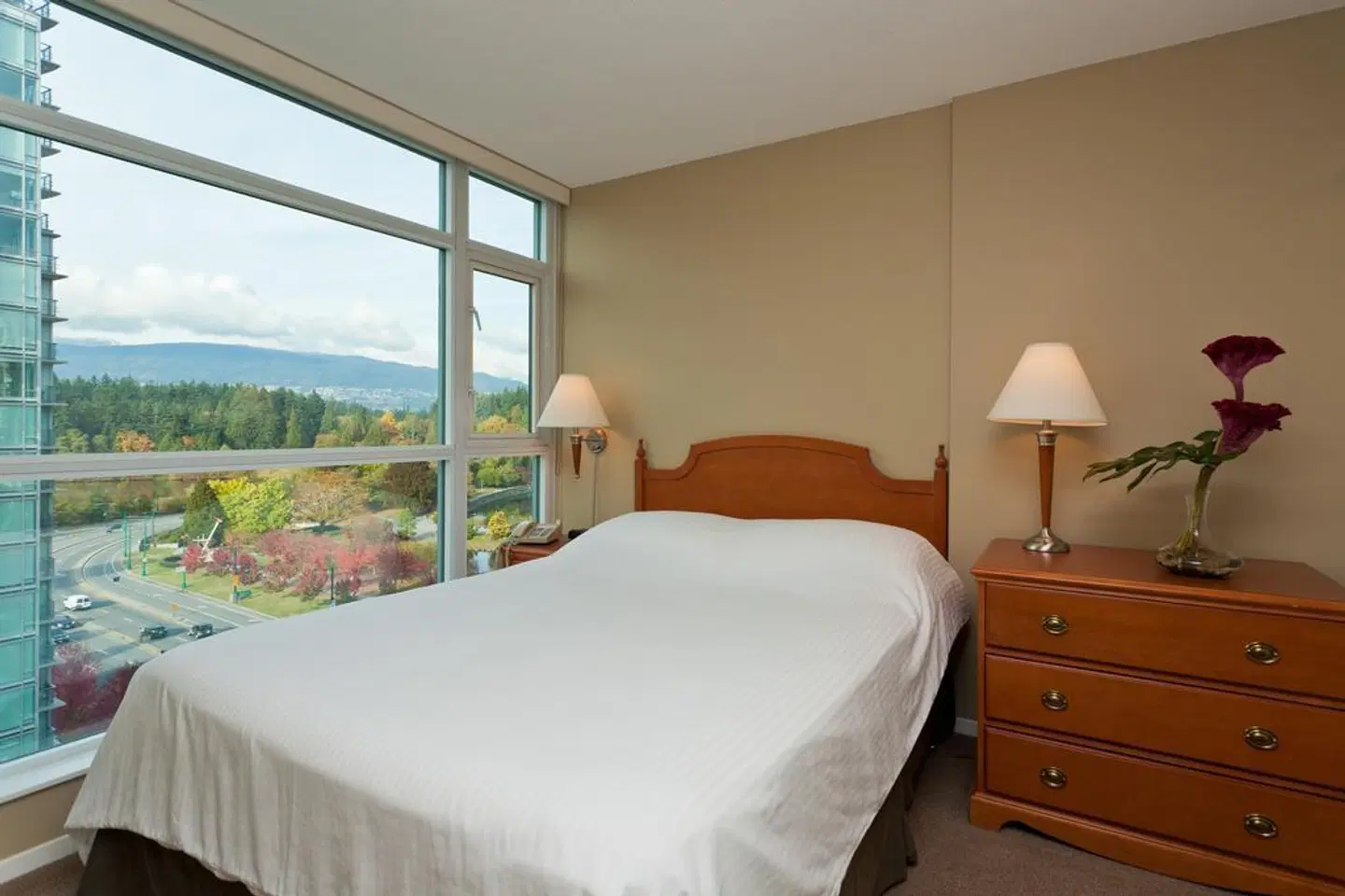 Lord Stanley Suites On The Park ROOM_EXAMPLE