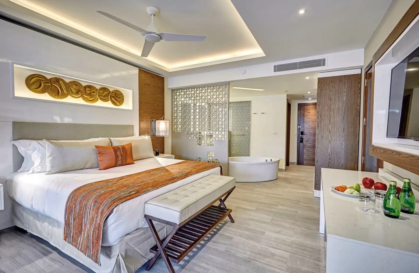 Royalton Bávaro Resort & Casino ROOM_EXAMPLE