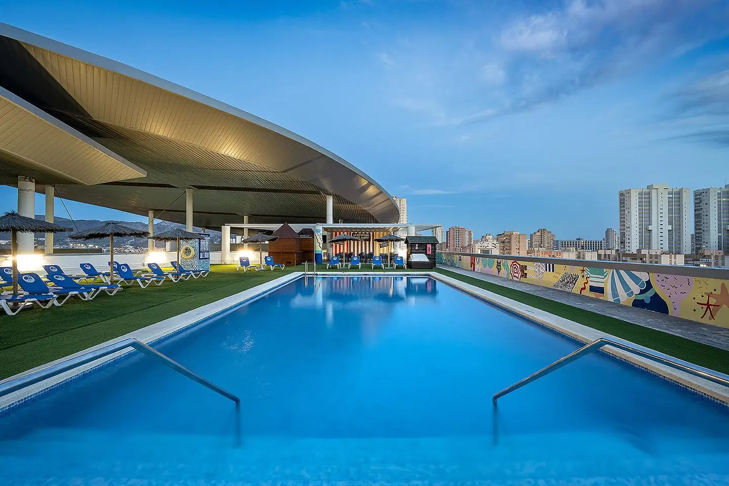 Hotel La Estación OUTDOOR_POOL